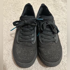 Womens Vessi weekend shoes, size 7. Waterproof!